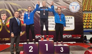 Enkazdan halter şampiyonasına… Yılmadı, Türkiye 3’üncüsü oldu